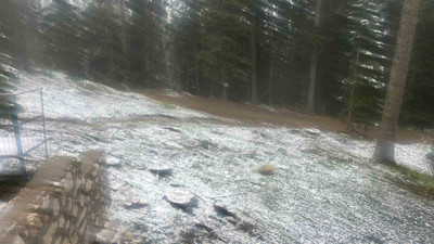 Kastamonu'ya lapa lapa kar yağdı!