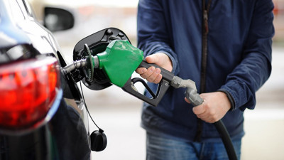 Akaryakıt fiyatlarına bir zam daha geldi! İşte güncel benzin, motorin ve LPG fiyatları