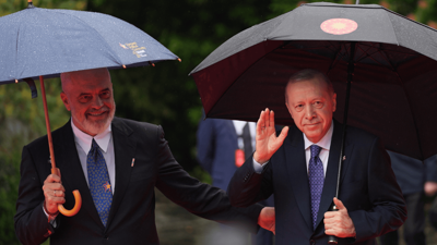Cumhurbaşkanı Erdoğan Arnavutluk'ta: Silahların susması için kritik dönemeçteyiz
