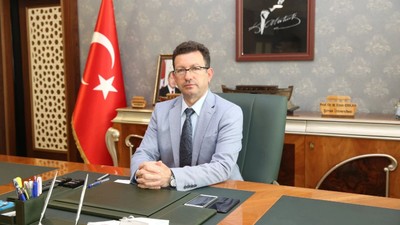 Eski rektör: 0 Aydınlık: 6