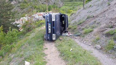 Gümüşhane'de trafik kazası! Yaralılar var