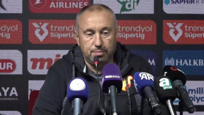 Göztepe Teknik Direktörü Stanimir Stoilov, 6-3'lük yenilgiyi değerlendirdi