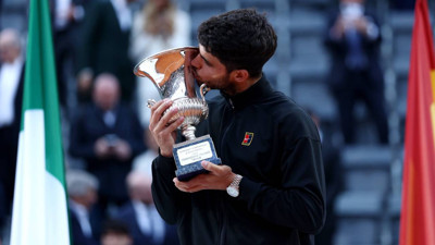 Roma Açık Tenis Turnuvası'nda tek erkeklerde şampiyon Carlos Alcaraz