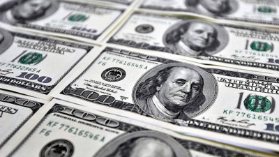 Dolar 46 TL mi olacak? Enflasyon ve faiz tahmini piyasalarda taşları yerinden oynattı!