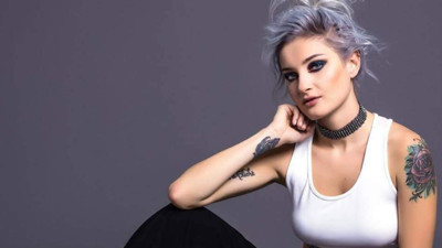 Galatasaray’ın şampiyonluk kutlamalarına katılan Güliz Ayla kimdir? Kaç yaşında ve nereli?