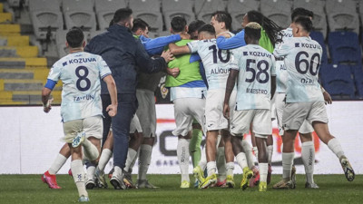 Adana Demirspor, Başakşehir'i 3-2 mağlup etti
