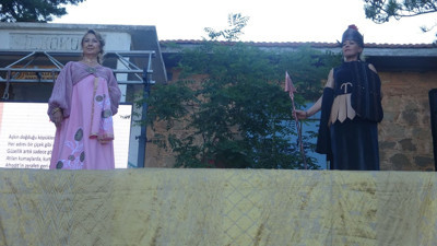 Çanakkale Ayvacık'ta düzenlendi! Mitolojik Tanrılar defilesi