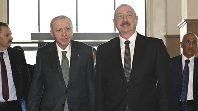 Türkiye Azerbaycan Pakistan Zirvesi! Cumhurbaşkanı Erdoğan'dan kalıcı barış mesajı