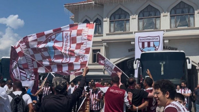 Bandırmaspor taraftarları Süper Lig için yollara taştı