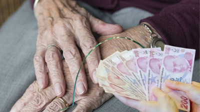 Emekliye 18.000 TL bayram hediyesi! ING, TEB ve QNB yarışı başlattı! e-Devlet’ten başvuran anında alıyor