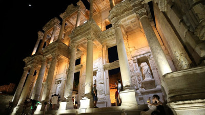 Efes Antik Kenti'nde başladı! 1 Ekim'e kadar devam edecek