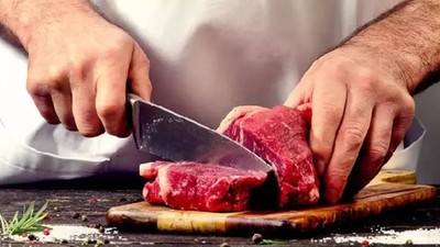 Et sertleşiyor ve koku yapıyorsa sebebi bu: Kavurma yaparken sakın bu 5 hatayı yapmayın!