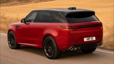 Land Rover fiyat listesini yeniledi! Range Rover Sport'a dev indirim geldi