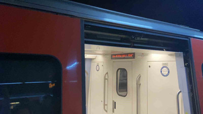 Ankara'da metro arızası: İşlerine yetişemediler...