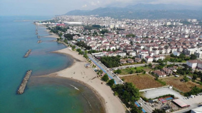 İki gün denize girmek yasaklandı! Valilikten akıntı uyarısı