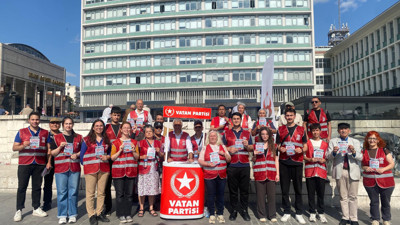 Ankara Sakarya Caddesi’ndeyiz! Yarın 16.00’da İsrail’e dur diyoruz! ‘İsrail’e Geçit Yok’ buluşmasına Filistinli gençlerden destek