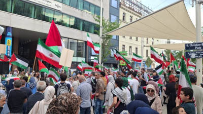 Avusturya'da İran bayrakları! İsrail'i protesto ettiler...