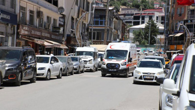 Askeri araç kaza yaptı! 8 asker yaralandı