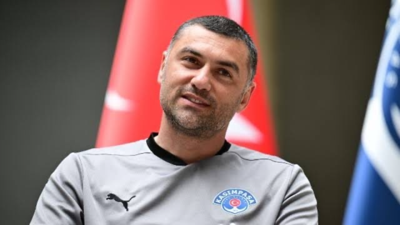 Burak Yılmaz, Kasımpaşa'dan ayrıldı