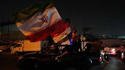 Batı Asya'nın kalbi İran'la birlikte atıyor! Bölgede coşku hakim