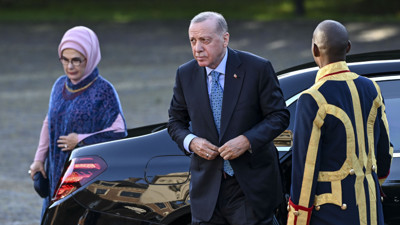 Cumhurbaşkanı Erdoğan Hollanda'da! Trump'la görüşecek