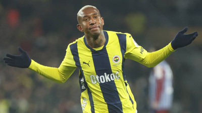Fenerbahçe'de sürpriz ayrılık yaşanabilir! Yıldız oyuncuya iki talip çıktı