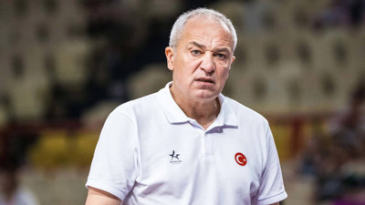 A Milli Kadın Basketbol Takımı Başantrenörü Ekrem Memnun: 'Hayal kırıklığı yaşıyorum'