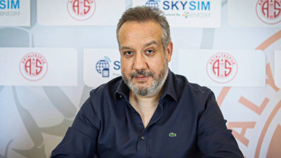 Antalyaspor Başkanı Sinan Boztepe'den flaş açıklama! Görevi bırakacağını duyurdu