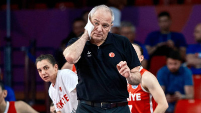A Milli Kadın Basketbol Takımı Başantrenörü Ekrem Memnun: 'Eminim Dünya Kupası'nda yer alacağız'