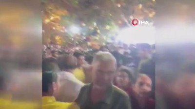 Hindistan’da dini törende izdiham yaşandı! 3 ölü, 50 yaralı