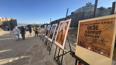 Elazığ'da yapay zeka destekli resim sergisi açıldı