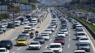 Karayolları uyardı: Bu şehirlerde yollar trafiğe kapalı!