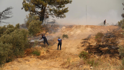 Üç ilde yangın söndürme çalışmaları sürüyor