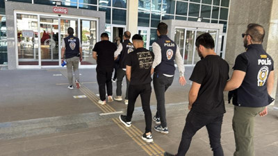 Saraçhane'de gerginlik! İmamoğlu mitinginin ardından 42 gözaltı: Bakan Yerlikaya'dan sert açıklama