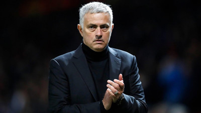 Jose Mourinho aradı ve ikna etti! 25 milyon euroluk yıldız Fenerbahçe'ye geliyor