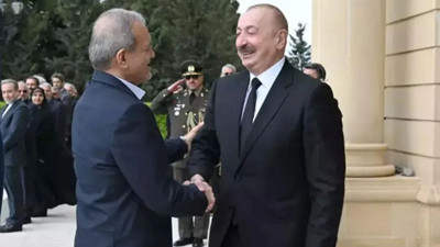 Azerbaycan-İran arasında sıcak görüntüler... Aliyev ile Pezeşkiyan Karabağ'da Türkçe sohbet etti