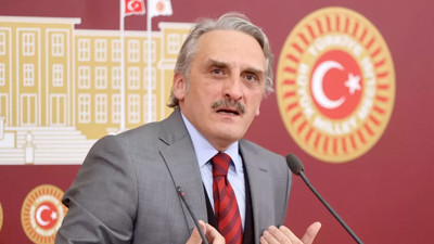 FETÖ övgüsü! AK Partili eski vekilden Atatürk'e darbeci iması