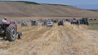 Köylüler traktörlerle protesto başlattı! ‘GES verimli tarım arazilerine yapılamaz’