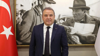 Rüşvetle suçlanan Başkan Böcek konuştu: Savcılık ifadesi ortaya çıktı