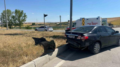 Çorum'da iki araç kafa kafaya çarpıştı! Yaralılar var