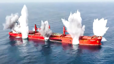 Yemen Kızıldeniz'de ikinci Yunan gemisini de batırdı
