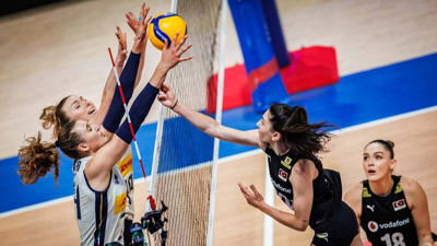 Filenin Sultanları, İtalya'ya 3-2 kaybetti