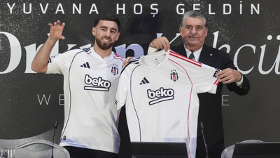 Orkun Kökçü, Beşiktaş'a imzayı attı! Tüpraş Stadı'nda dev imza töreni