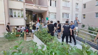 İstanbul'da 15 katlı bina tahliye edildi: Kimyasal madde kokusu yayıldı