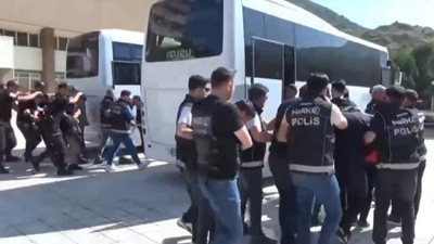 72 ilde zehir tacirlerine operasyon: Yüzlerce kilo uyuşturucu yakalandı!