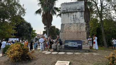 Antalya Müzesi’nin kapatılmasına tepkiler sürüyor! Depreme dayanıksız raporunu açıklayın