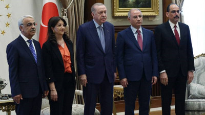 Cumhurbaşkanı Erdoğan'la görüşmede neler konuşuldu? DEM'li Mithat Sancar arka planı anlattı!