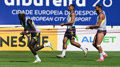Fenerbahçe hazırlıklarını sürdürdü