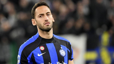 Milli futbolcu Hakan Çalhanoğlu: 'Inter'in oyuncusuyum ve burada olmaktan dolayı mutluyum'