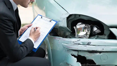 Hasarsızlık indirimi nedir, nasıl kazanılır? Kasko ve trafik sigortasında tüm detaylar 2025